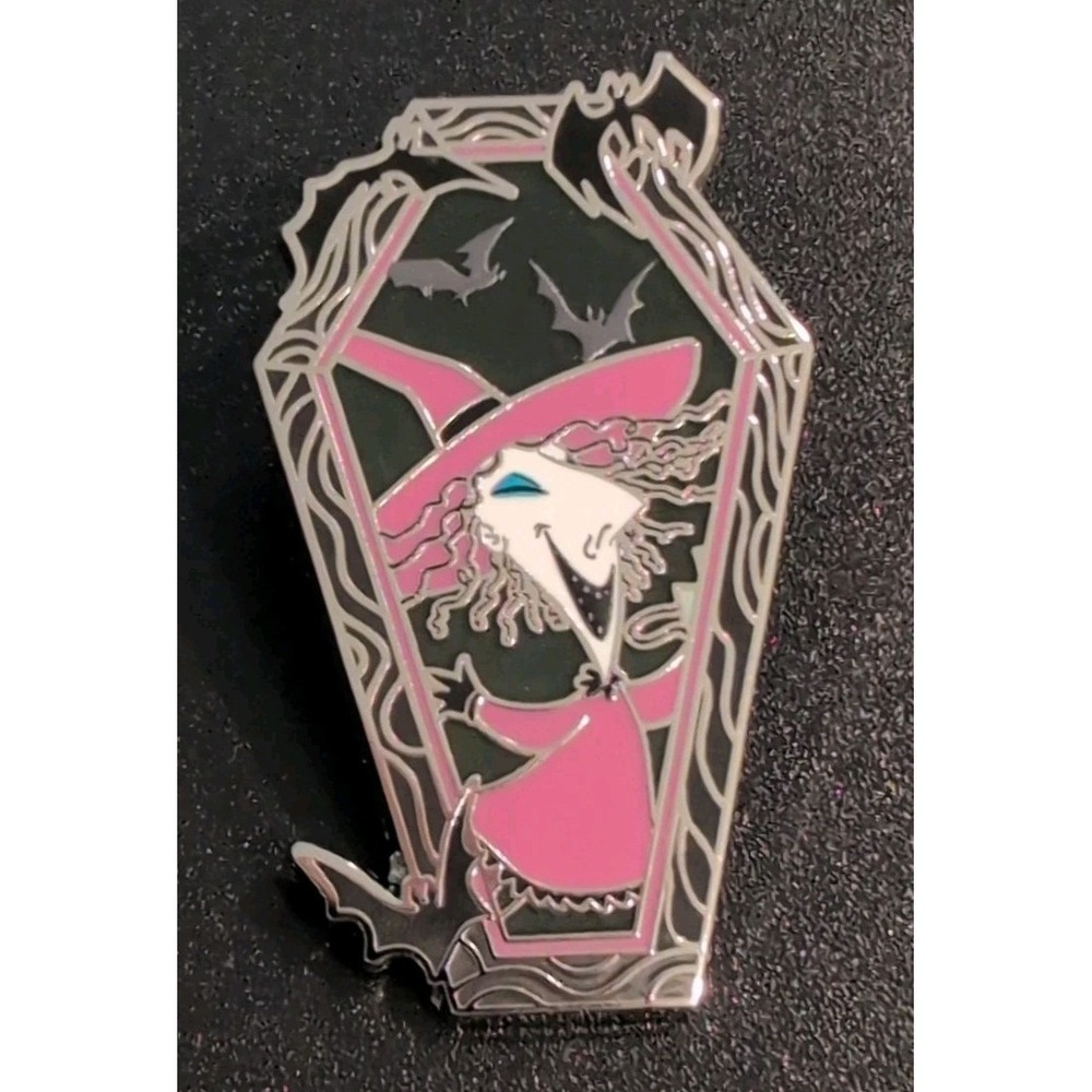 disney nightmare before christmas Coffin Glow In The Dark Pin Shock